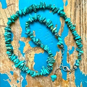Turquoise stone nugget necklace